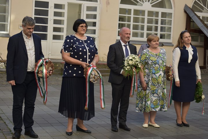 Főhajtás és koszorúzás az ungvári várban - Bercsényire emlékeztek 