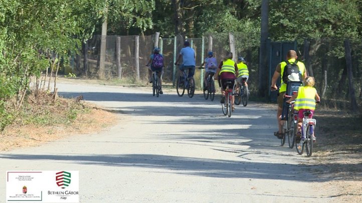 Kerékpártúra a nagycsaládosoknál - Bicajra fel!