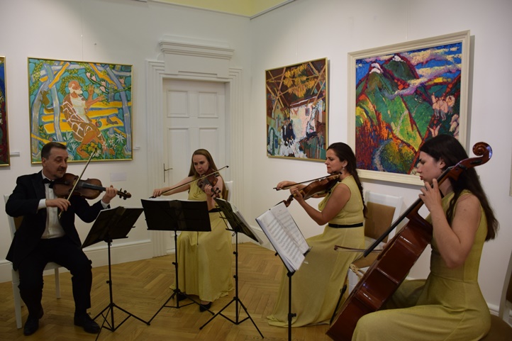Ivan Bovdi-kiállítás a Munkácsy Mihály Magyar Házban. Fotó: Kárpátinfo/Kovács Erzsébet
