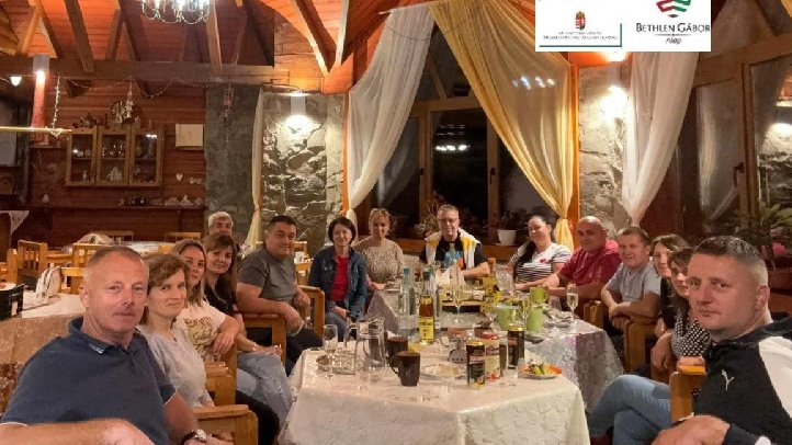 Házaspárok hétvégéje a Vadvölgyben 