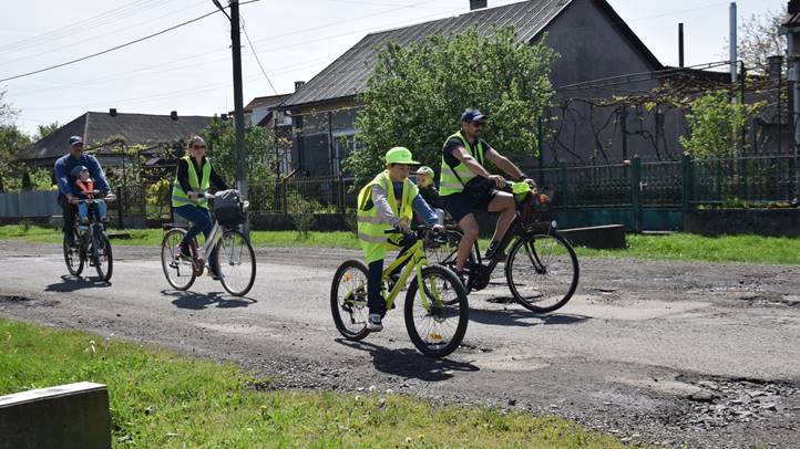 Ung-vidéki biciklitúra a KMNE szervezésében