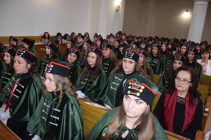 Diplomaátadó ünnepség a beregszászi Rákóczi Főiskolán. Fotó: Kárpátinfo/Kovács Erzsébet