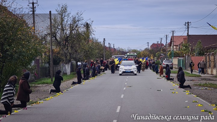 Kárpátalján végső búcsút vettek az orosz-ukrán háborúban elesett Dmitro Mihovicstól