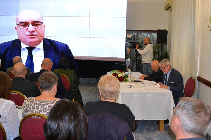 Választmányi ülést tartott a KMKSZ - A remény – életforma is a kárpátaljai magyarság számára