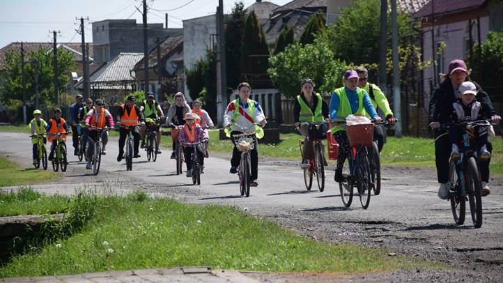 Ung-vidéki biciklitúra a KMNE szervezésében