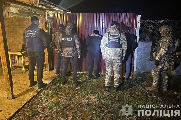 A Tiszán keresztül csempészte a hadköteles férfiakat Magyarországra. Fotó: Kárpátaljai Rendőrség