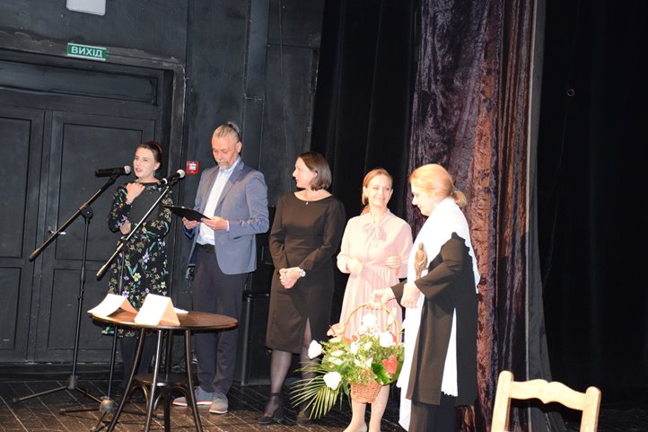 Fedák Sári a legismertebb beregszászi: koszorúzás és díjátadás. Fotó: Kárpátinfo/Kovács Elemér