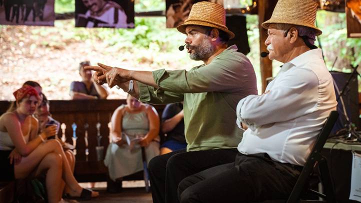 Kivilágos kivirradtig a FolkSzögletben - A Hagyományok Háza Hálózat-Szlovákia ismét Gombaszögön. Fotó: Csáky Mátyás