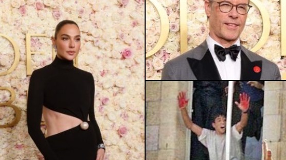 Gal Gadot, amerikai–izraeli színésznő (b) és Guy Pearce amerikai színész a paleszintpárti vörös kezes kitűzőjével a 82. Golden Globe-díjátadón, 2025. január 6-án. A kép jobboldalán, alul a 2000-es ramallahi atrocitás felvétele, amikor meglincseltek két izraeli katonát, a kitűző ezt követően vált a palesztinpárti aktivisták jelképévé (Fotó: X.com)