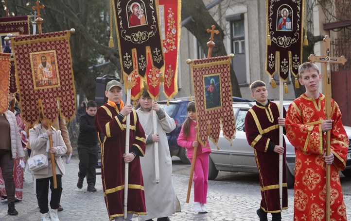 VIII. Kereszthódoló körmenet Beregszászban