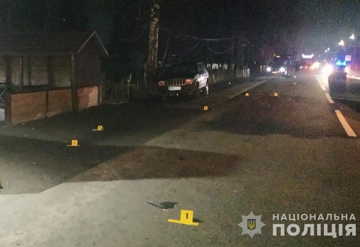 Egy Skoda 29 éves sofőrje elütött egy 61 éves gyalogos nőt. A nő a helyszínen belehalt sérüléseibe. Fotó: Nemzeti Rendőrség