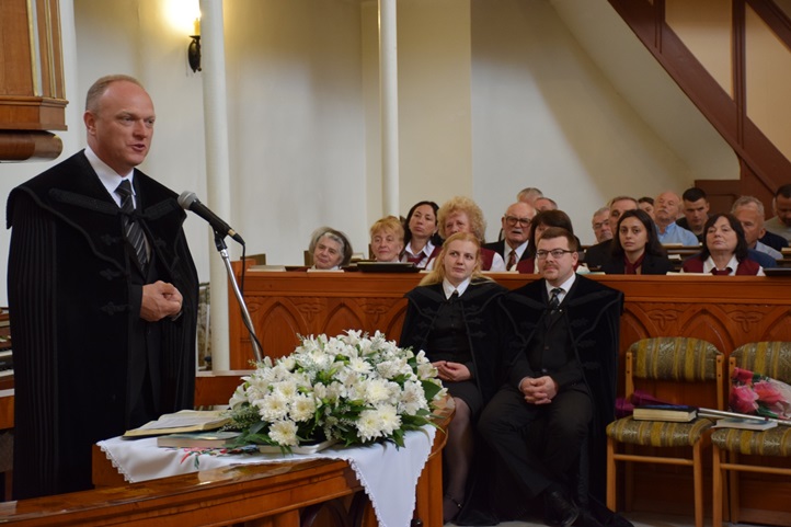 Harangszentelő hálaadó istentisztelet Munkácson. Fotó: Kovács Erzsébet