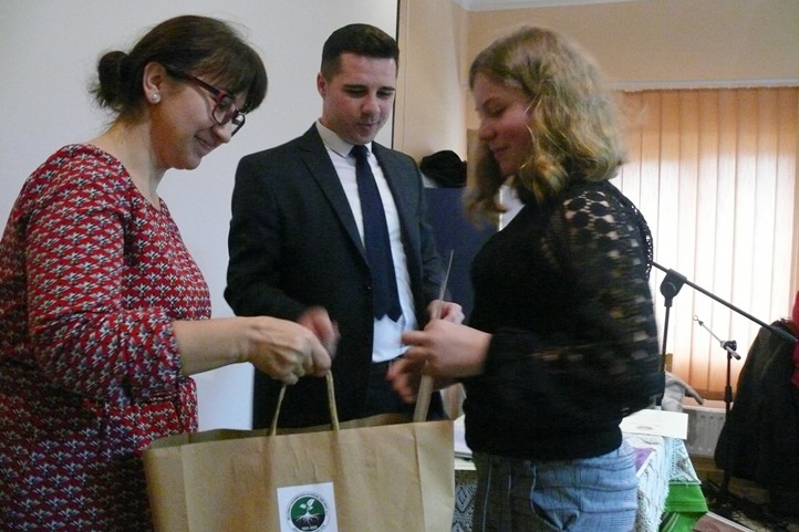 Egyházkerületi szavaló- és énekverseny Péterfalván