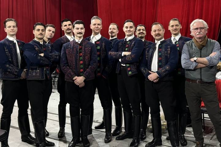 Boldog holdújévet! Fotó: MÁNE és CMG Spring Festival