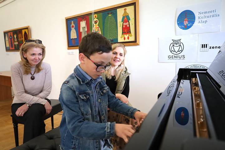 Zajlanak a VIII. ZeneVarázslat képzés tanórái a „GENIUS” Jótékonysági Alapítvány szervezésében