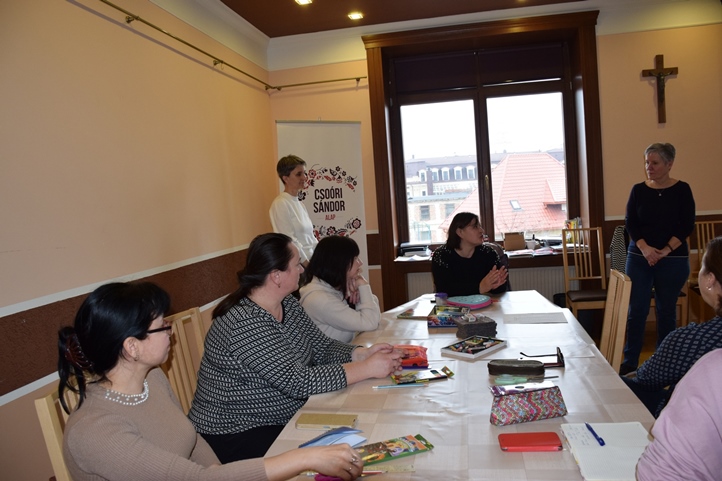 Kézművesképzés tanfolyamot szervezett a Hagyományok Háza Hálózat. Fotó: Kárpátinfo/Kovács Erzsébet