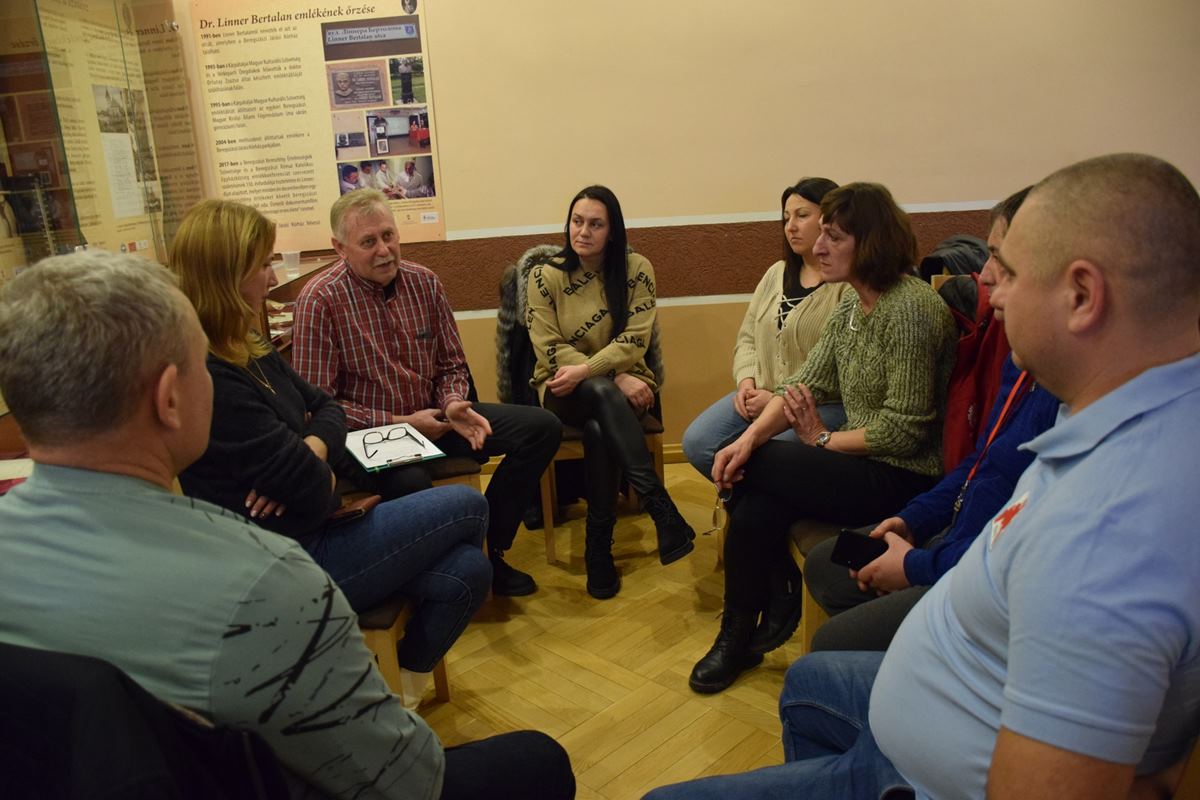 A KMNE-összekötők találkozója Beregszászon - Tervek és remények