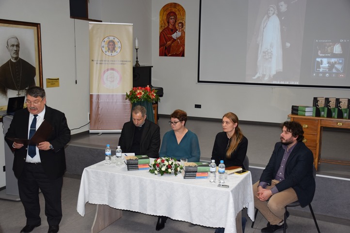 Kárpátaljai görögkatolikus papok névtára: könyvbemutató az Ortutay Elemér Szakkollégiumban. Fotó: Kárpátinfo/Kovács Elemér