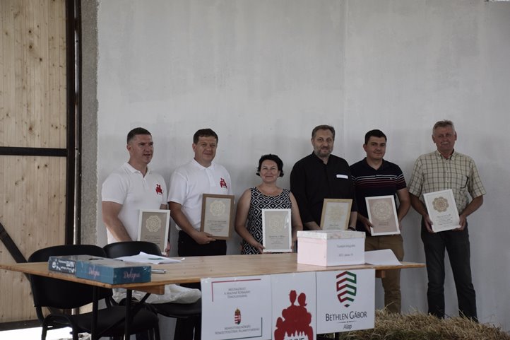 A KMNE tisztújító közgyűlésén - A gyermekvállalás egyenlő a jövőbe vetett hittel. Fotó: Kárpátinfo/Kovács Erzsébet