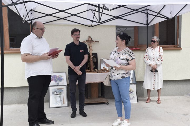 Házszentelés a Máltai Szeretetszolgálat Beregszászi Járási Szervezeténél - Az önkéntesek megbecsülése. Fotó: Kovács Erzsébet