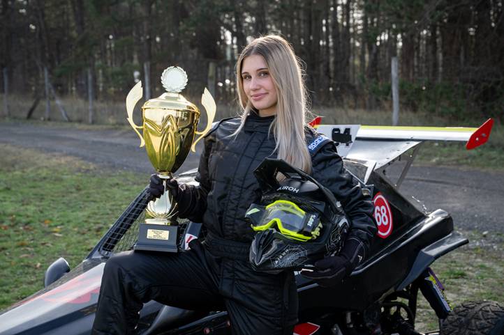 Két generáció, egy szenvedély: A Mihalik-bajnokcsalád. Fotó: Hajóka SportFotó