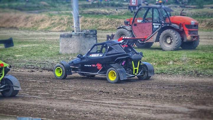 Fiatal, Gyors, és Elszánt - Mira újra a pályán! Fotó: Mihalik Mira Archív – Marcsi Fotó – Balog Tünde - Hajóka SportFotó