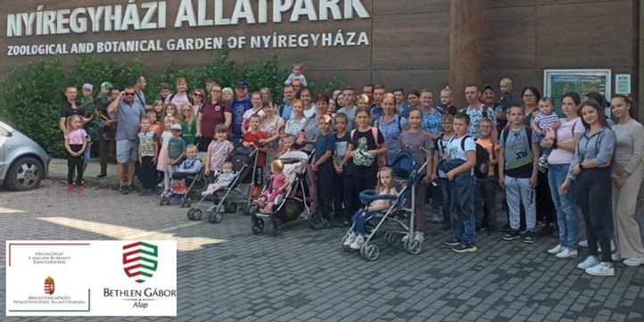 Újabb nagycsaládos csoport a Nyíregyházi Állatkertben 