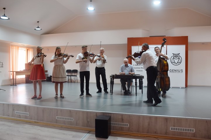 A XIII. Bereg-vidéki Népzenei és Néptánctábor gáladélutánján. Fotó: Kovács Elemér