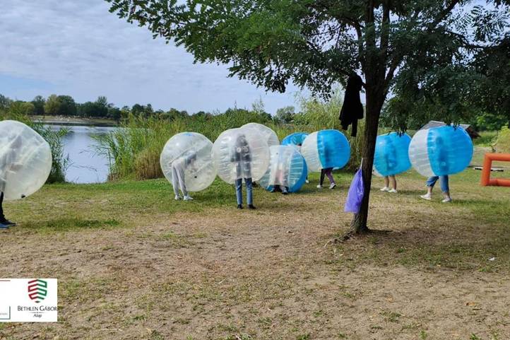 Nyárzáró kamaszprogram a nagycsaládosoknál - Ideje kikapcsolódni  