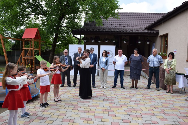 Magyar tannyelvű óvodát adtak át Királyházán. Fotó: Kárpátinfo/Kovács Elemér