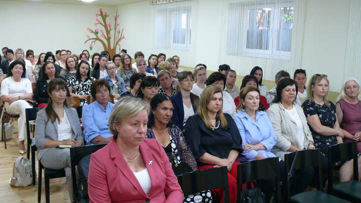 A KRE óvodapedagógusainak szakma napja Mezőváriban - „Szerezz bölcsességet!” Fotó: Kárpátinfó/ Kovács Erzsébet