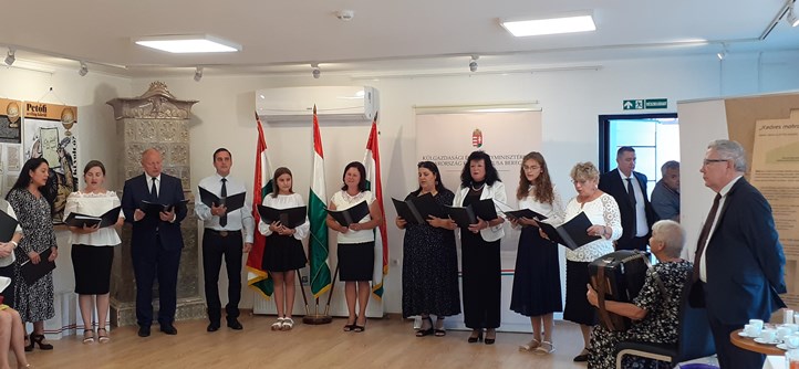 Szeptember 21-én Petőfi-emlékestet rendeztek Magyarország Beregszászi Konzulátusán. 