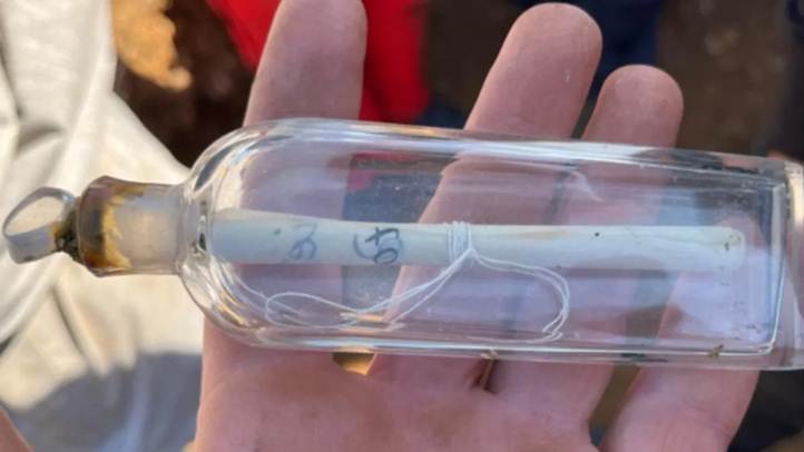 200 éves palackpostából került elő egy régész üzenete Franciaországban