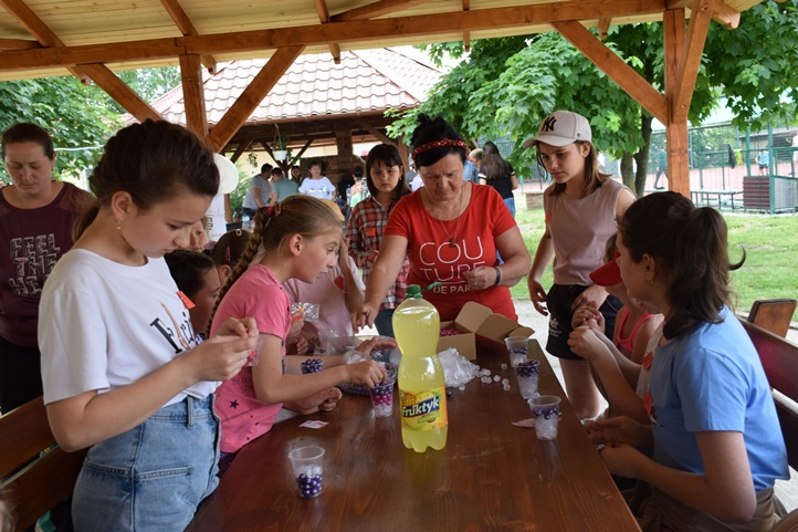 Gyermekdélután a beregszászi római katolikus plébánián. Fotó: Kárpátinfo/Kovács Erzsébet