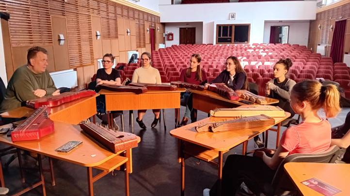 Gyergyói népzene - A Hagyományok Háza Szabadegyeteme. Fotó: Gyergyói népzene - három generációs örökségvédelmi program