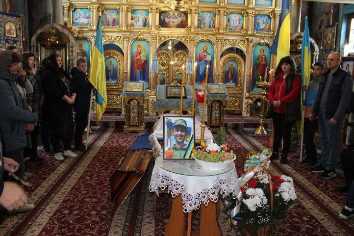  Rahón búcsút vettek a 47 éves Vaszil Rajhorodeckij katonától. Fotó: Rahói Városi Tanács