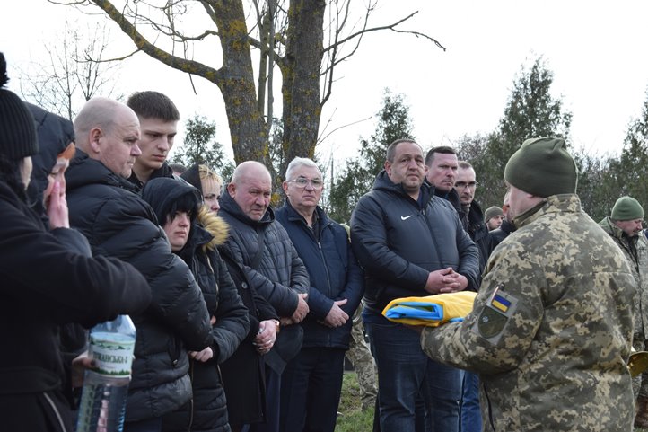 Nagybaktán utolsó útjára kisérték a 30 éves Ivan Janikot. Fotó: Babják Zoltán Facebook-oldala