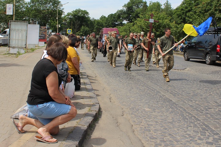 Ilosván végső búcsút vettek Vaszil Pavlisinec katonától. Fotó: Ilosvai Városi Tanács