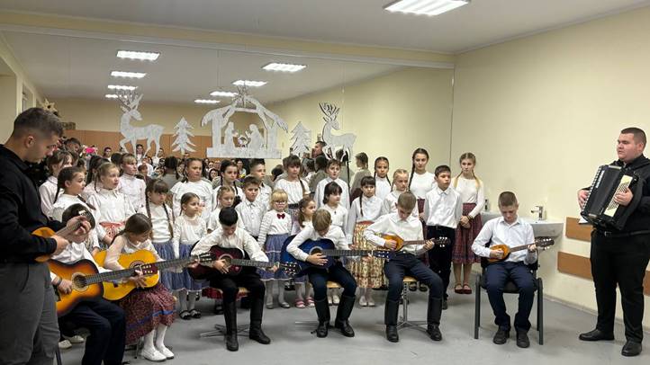 Karácsonyi koncertek a Tulipán Tanoda – Magyar Népművészeti Iskolában