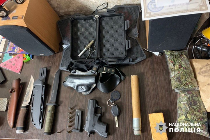 Ötmillió hrivnyát követeltek egy elesett katona családjától Ukrajnában. Fotó: Nemzeti Rendőrség