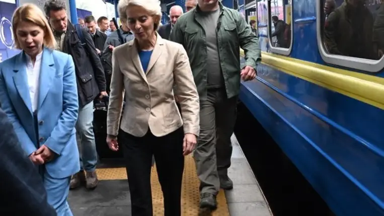 Kijevbe érkezett Ursula von der Leyen