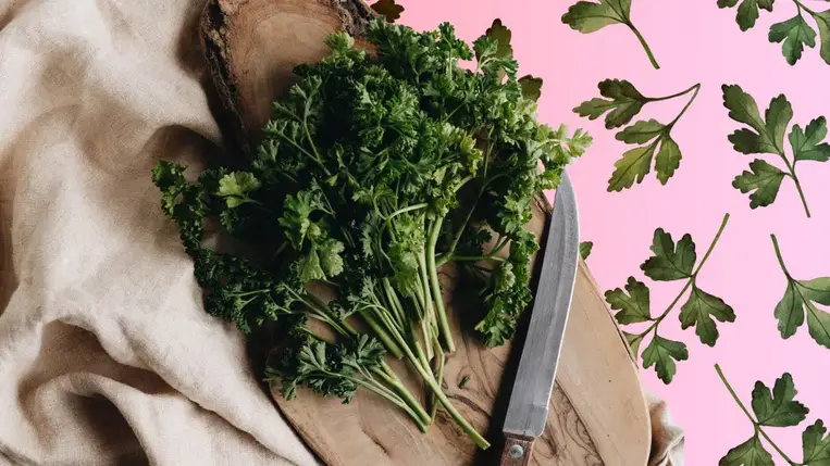  Csodaként hat az agyra a petrezselyem – ezért kellene napi szinten fogyasztani 