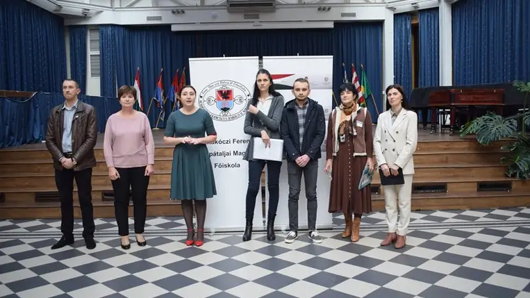 Angol, német, magyar, ukrán, nyelvtanfolyamok indulnak a Rákóczi Főiskolán