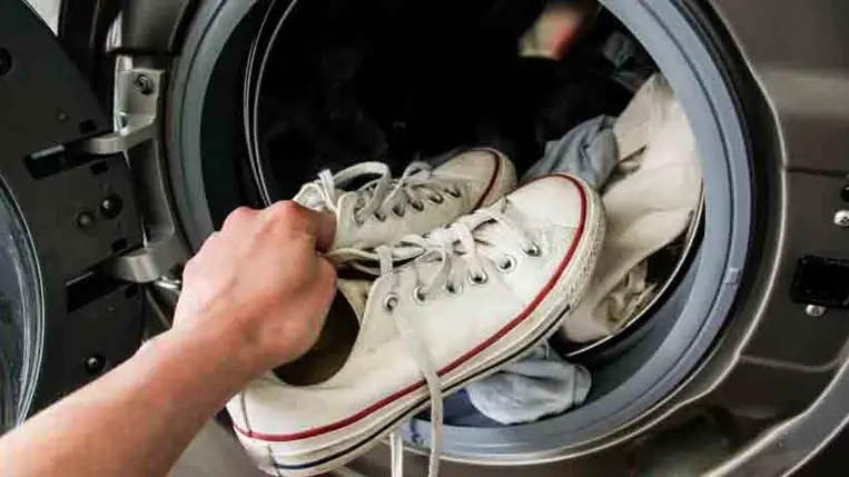 Hogyan fertőtlenítsük a cipőnket?