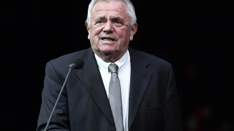 Elhunyt Mészöly Kálmán