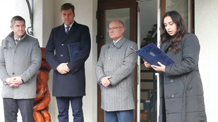 Szoborparkot és alkotóházat avattak Beregszentmiklóson. Fotó: Kovács Elemér