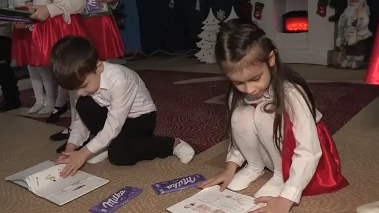 A napokban a salánki óvodába is megérkeztek az ajándékok.