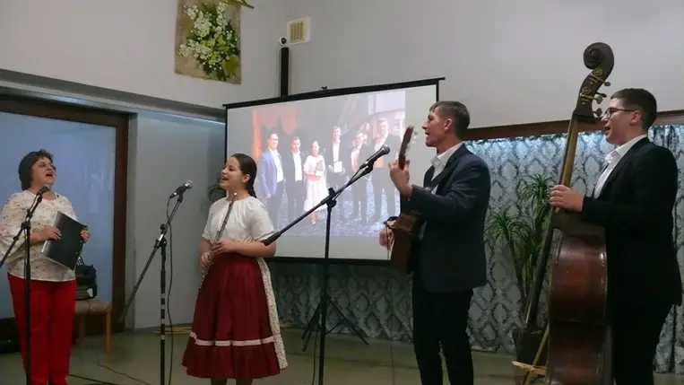 A BorzsaVári népi zenekar lemezbemutatóján. Fotó: Kovács Elemér