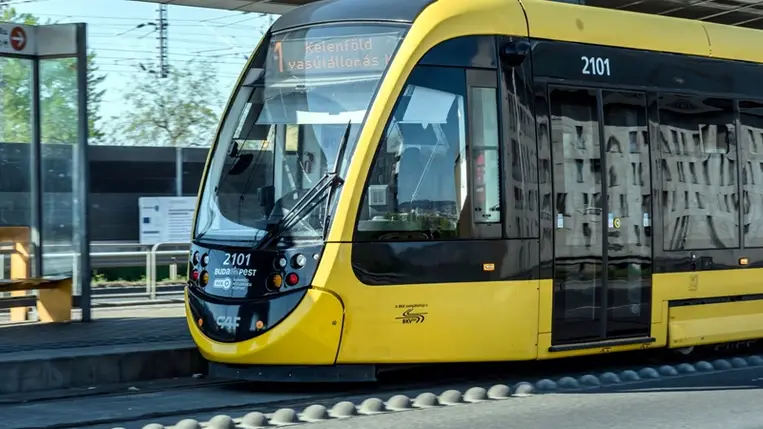 Tömegközlekedés. Illusztráció