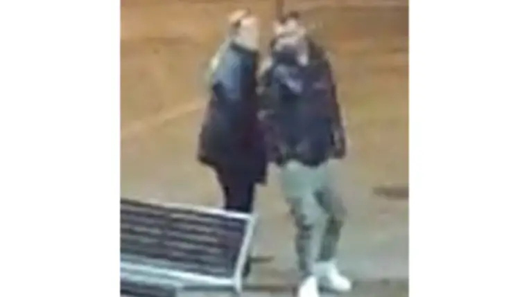 Ezt a férfit és nőt keresi a rendőrség - Felismeri őket? Fotó: police.hu